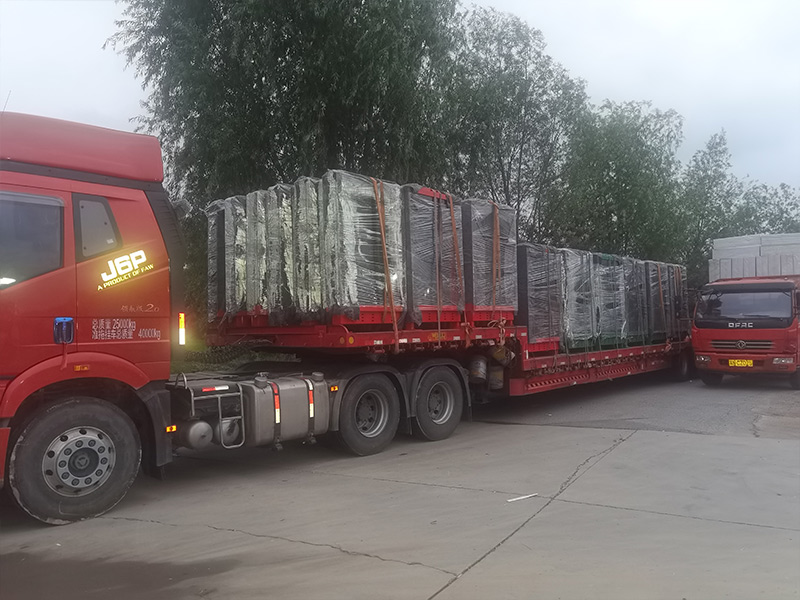 吉林通化路名牌燈箱100臺(tái)，第八車發(fā)貨！